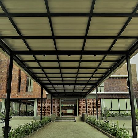 Fitra Hotel Majalengka Ngoại thất bức ảnh