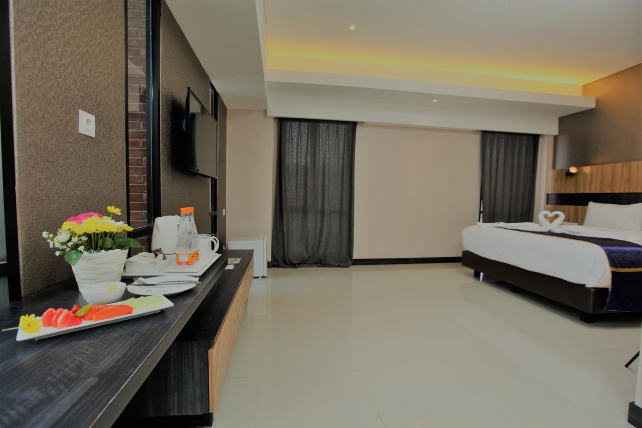 Fitra Hotel Majalengka Ngoại thất bức ảnh